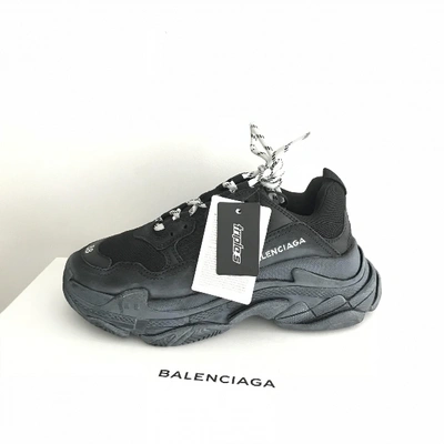 Pre-owned Balenciaga Triple S Black Cloth Trainers