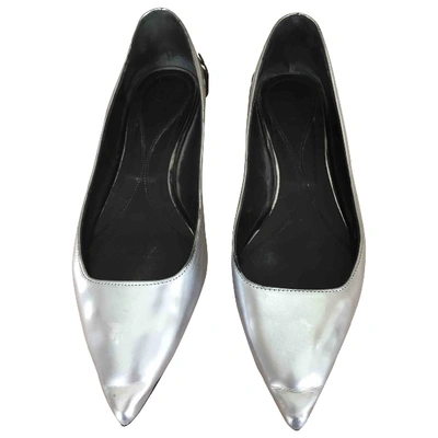 Pre-owned Mcq By Alexander Mcqueen Leather Ballet Flats In Silver
