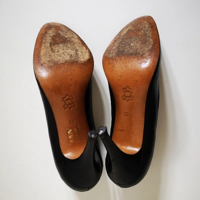 Pre-owned Michel Vivien Leather Heels In Black