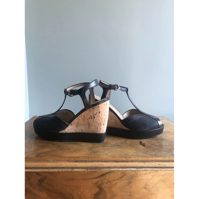 Pre-owned Sartore Leather Sandals In Black