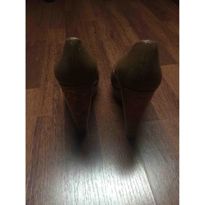 Pre-owned Christian Louboutin Leather Heels In Camel