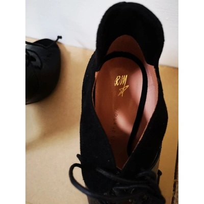 Pre-owned Roland Mouret Patent Leather Sandals In Black