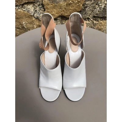 Pre-owned Givenchy Leather Sandals In White