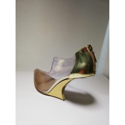 Pre-owned Francesco Scognamiglio Patent Leather Heels In Gold