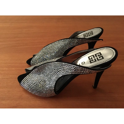 Pre-owned Givenchy Black Leather Heels