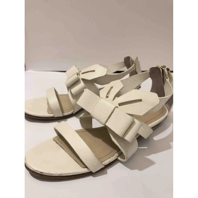 Pre-owned Nicholas Kirkwood Leather Sandal In White