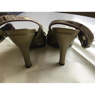Pre-owned Fendi Leather Sandals In Gold
