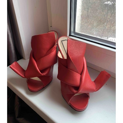 Pre-owned N°21 Leather Sandals In Red
