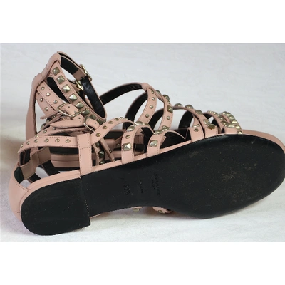 Pre-owned Saint Laurent Leather Sandals In Pink