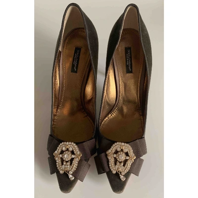 Pre-owned Dolce & Gabbana Velvet Heels In Brown
