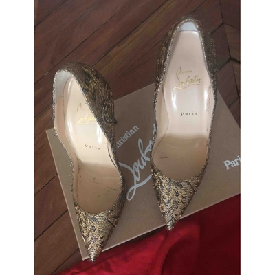 Pre-owned Christian Louboutin So Kate  Cloth Heels In Gold