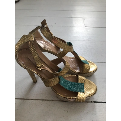 Pre-owned Anya Hindmarch Gold Python Sandals