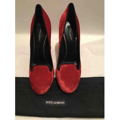 Pre-owned Dolce & Gabbana Velvet Heels In Red