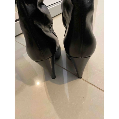 Pre-owned Saint Laurent Niki Leather Boots In Black