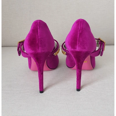 Pre-owned Gucci Sylvie Pink Velvet Heels