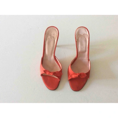 Pre-owned Paul Smith Cloth Mules & Clogs In Red