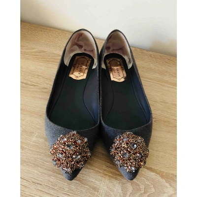 Pre-owned Ted Baker Cloth Ballet Flats In Grey