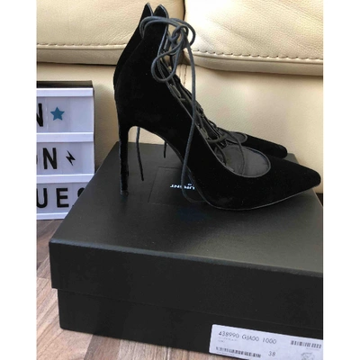 Pre-owned Saint Laurent Velvet Heels In Black