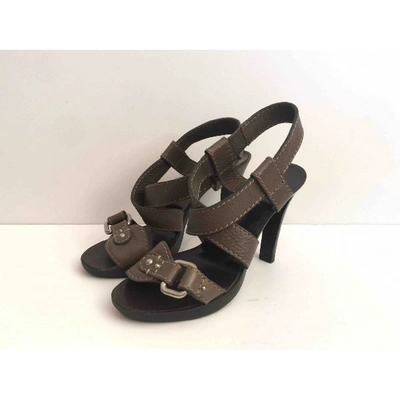 Pre-owned Chloé Leather Sandals In Brown