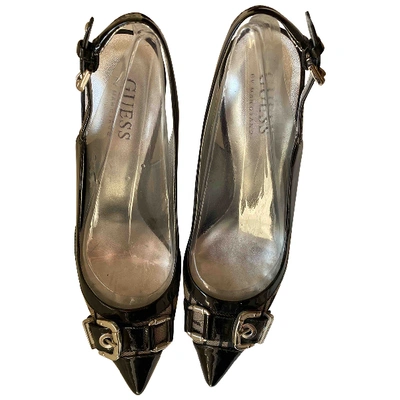 Pre-owned Guess Patent Leather Heels In Black