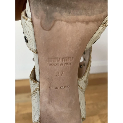 Pre-owned Miu Miu Leather Heels In White