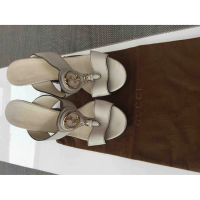 Pre-owned Gucci Beige Leather Sandals