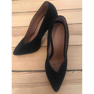 Pre-owned French Connection Heels In Black