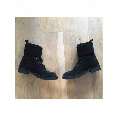 Pre-owned Chanel Black Suede Boots