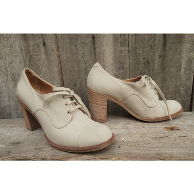 Pre-owned Sartore Leather Lace Ups In Beige