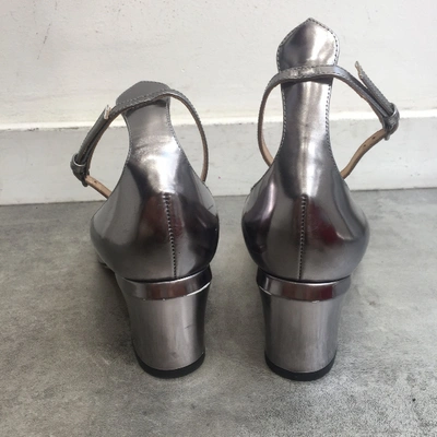 Pre-owned Valentino Garavani Tango Leather Heels In Silver