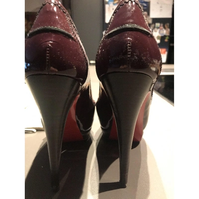 Pre-owned Christian Louboutin Lady Peep Patent Leather Heels In Burgundy