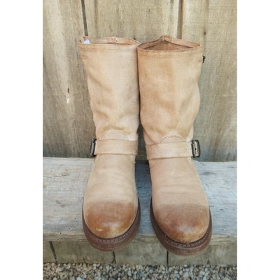 Pre-owned Frye Leather Buckled Boots In Beige