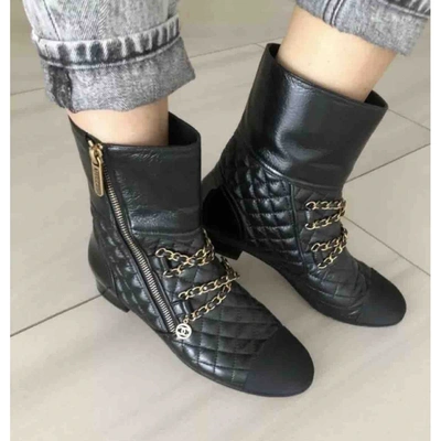 Pre-owned Chanel Leather Ankle Boots In Black