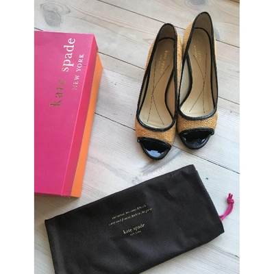 Pre-owned Kate Spade Patent Leather Heels In Yellow