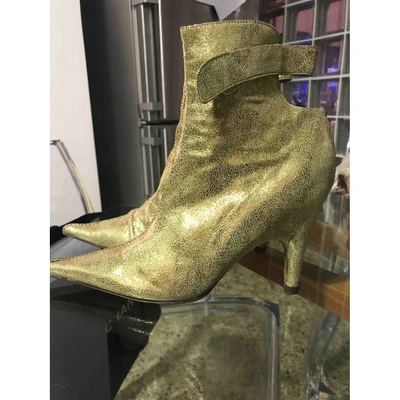 Pre-owned Fendi Leather Ankle Boots In Gold