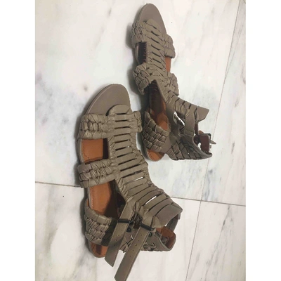 Pre-owned Givenchy Grey Leather Sandals