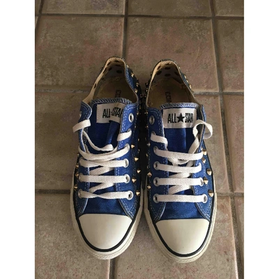 Pre-owned Converse Cloth Flats In Blue