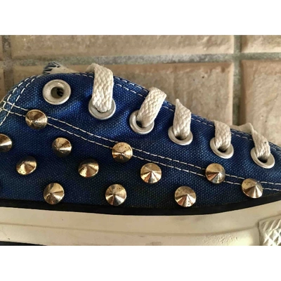 Pre-owned Converse Cloth Flats In Blue