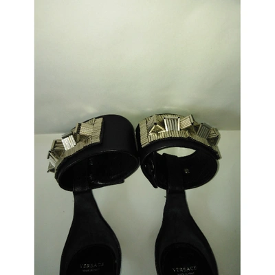 Pre-owned Versace Black Mink Sandals