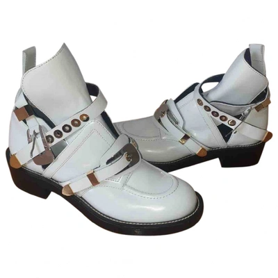 Pre-owned Balenciaga Ceinture White Leather Ankle Boots