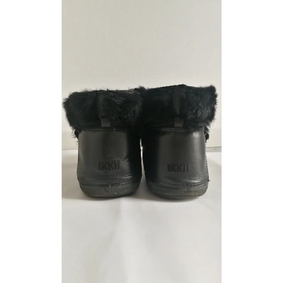 Pre-owned Ikkii Black Fur Boots