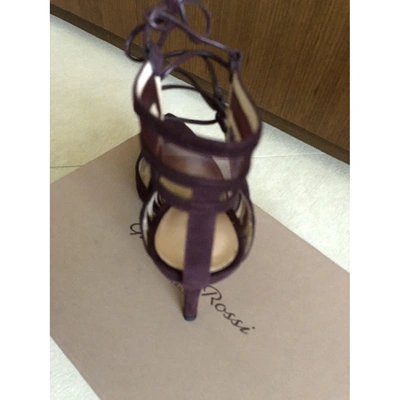 Pre-owned Gianvito Rossi Sandals In Burgundy