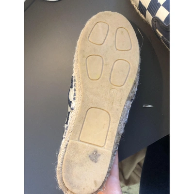 Pre-owned Marc Jacobs White Suede Espadrilles
