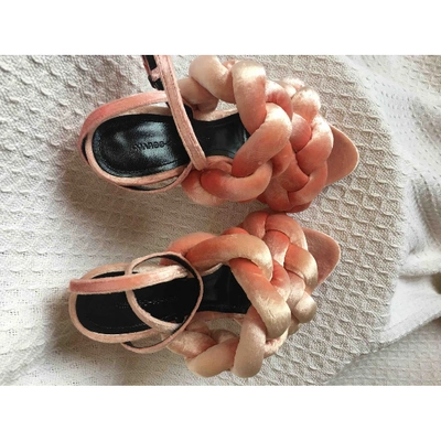 Pre-owned Marco De Vincenzo Pink Velvet Sandals