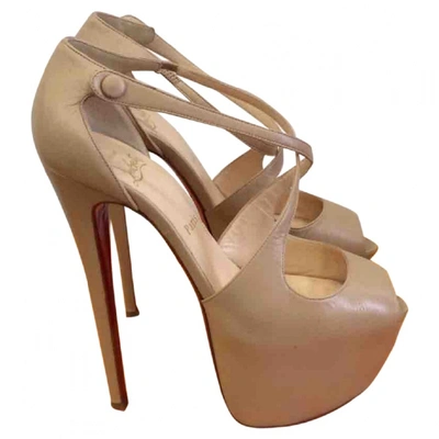 Pre-owned Christian Louboutin Beige Leather Sandals