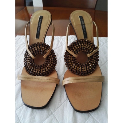 Pre-owned Diego Dolcini Leather Sandals In Beige