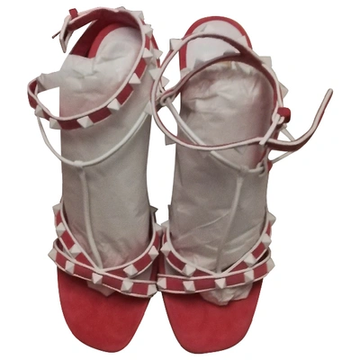 Pre-owned Valentino Garavani Rockstud Spike Sandals In Red