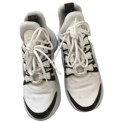 Pre-owned Louis Vuitton Archlight Cloth Trainers In White