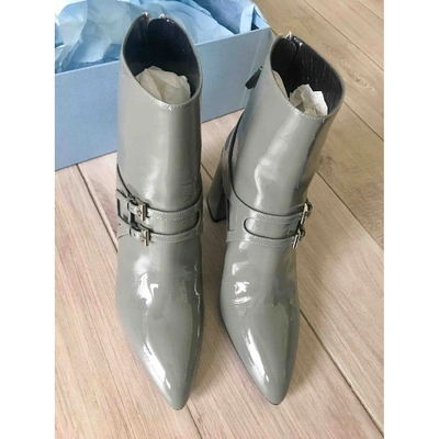 Pre-owned Prada Grey Patent Leather Ankle Boots