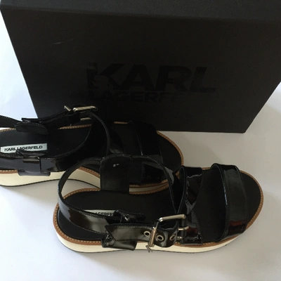 Pre-owned Karl Lagerfeld Patent Leather Sandal In Black